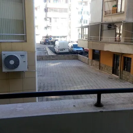Apartment Lazur - Morska Gradina Burgas